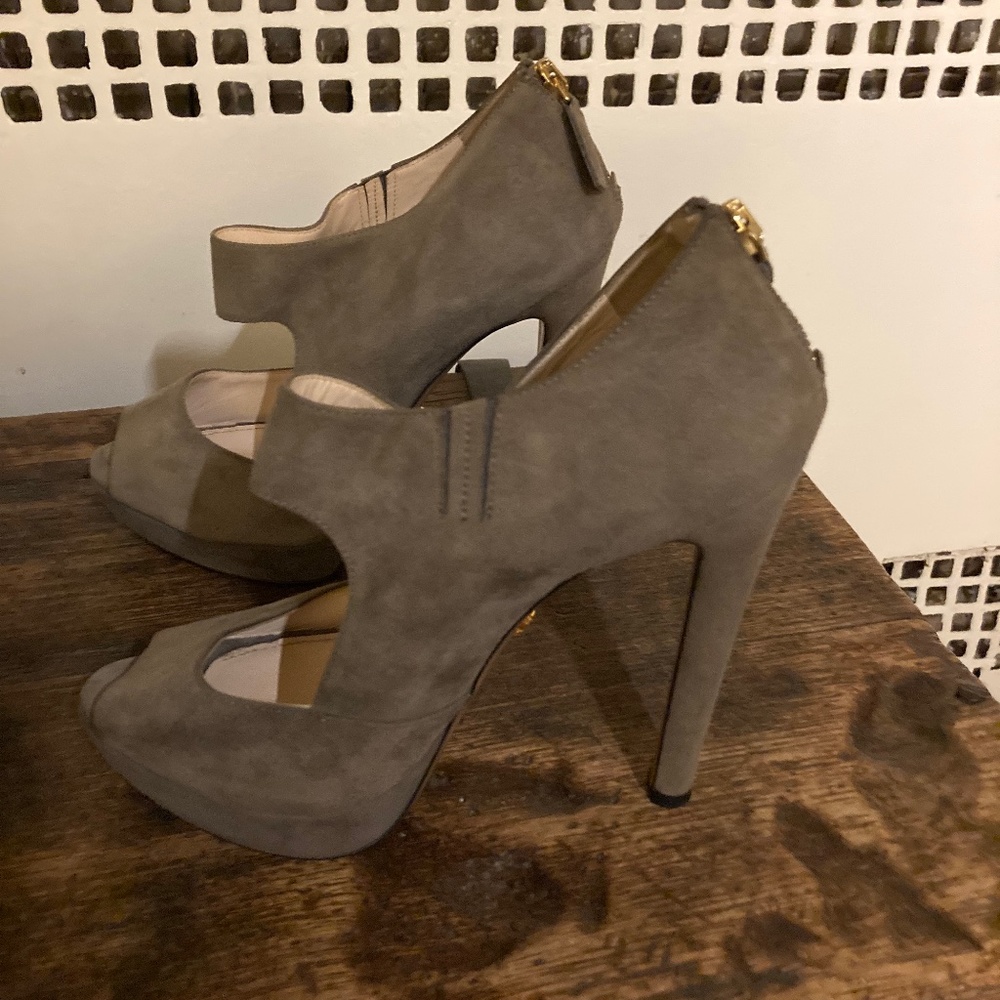 Beautiful Prada taupe suede peep toe stilettos